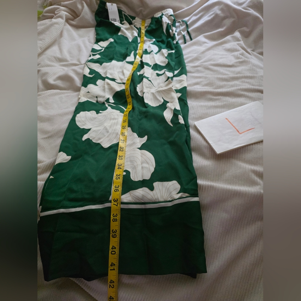 H&m Co-ord Set pajama style shirt × flowy pants floral green ecru BNWT - Picture 11 of 15